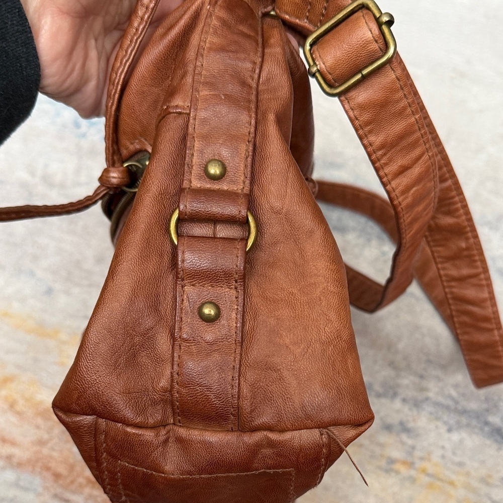 Stone & Co. Tan Leather Shoulder Bag - Picture 11 of 11
